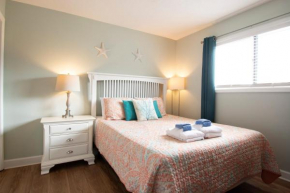 Family Getaway - Boardwalk to the Beach, 3 pools, Tennis